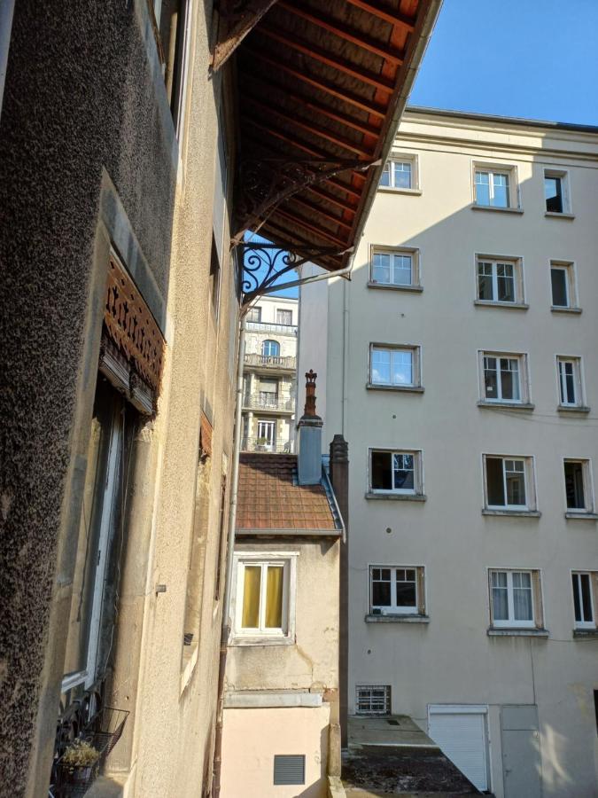 Le Carnot, A Deux Pas Du Centre Ville Besanzón Exterior foto